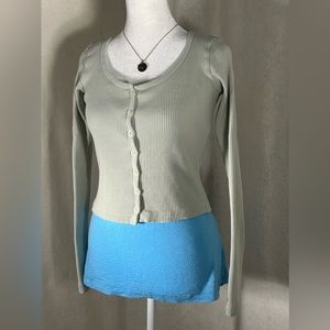 BRANDY MELVILLE Ladies’ Long-Sleeved Ribbed Cotton Button Top M light tan/olive